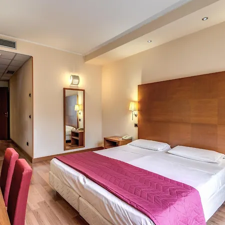 Hotell Luna Maggiore Arona Oleggio Castello