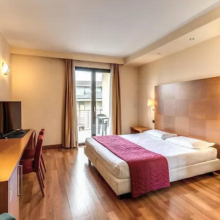 Luna Maggiore Arona Oleggio Castello