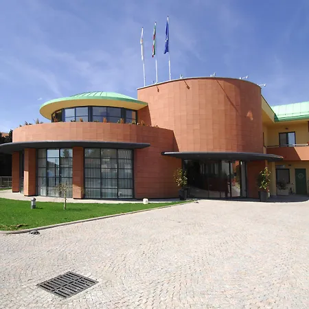 Hotel Luna Maggiore Arona Oleggio Castello