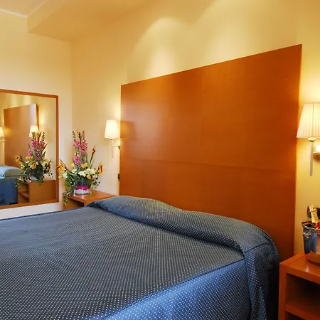Hotel Luna Maggiore Arona Oleggio Castello