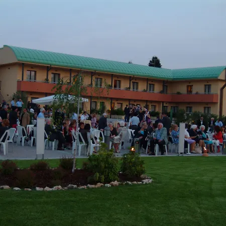 Ξενοδοχείο Luna Maggiore Arona 4*