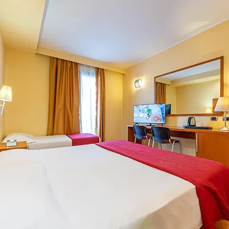Hotel Luna Maggiore Arona Oleggio Castello