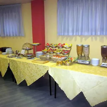 Hotel Luna Maggiore Arona Oleggio Castello