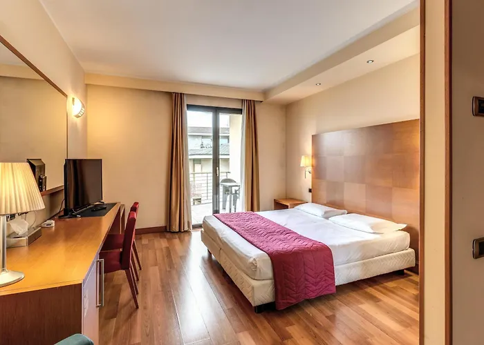 Luna Maggiore Arona Oleggio Castello