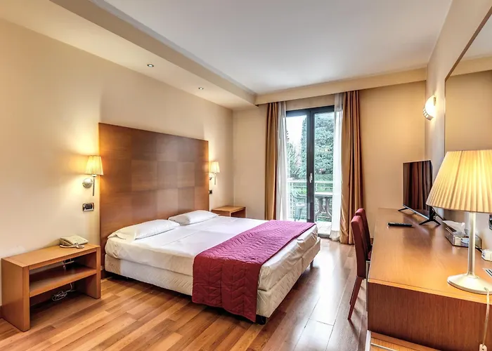 Hotell Luna Maggiore Arona Oleggio Castello