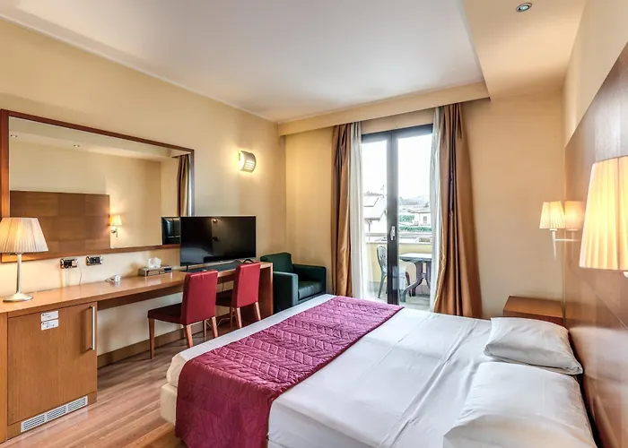 Hotell Luna Maggiore Arona