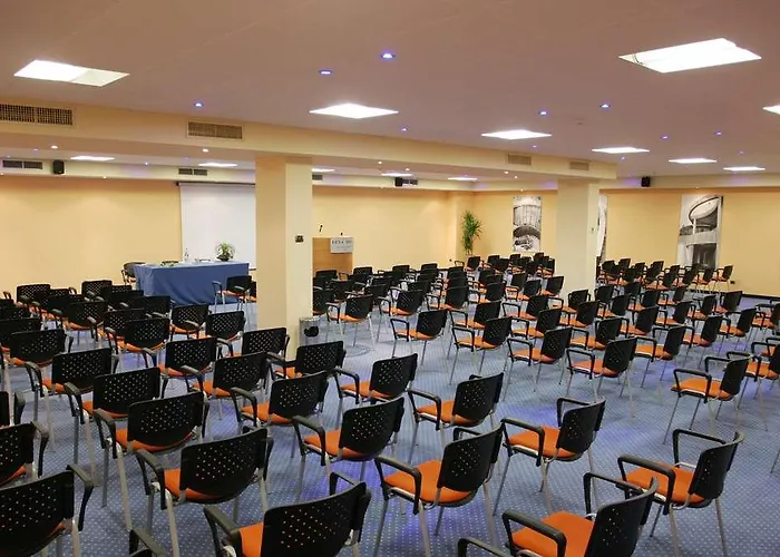 Luna Maggiore Arona Hotell