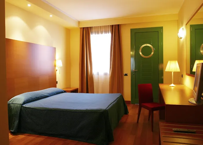 Hotell Luna Maggiore Arona