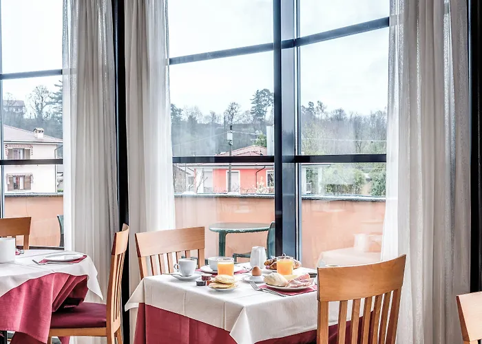 Luna Maggiore Arona 4* Oleggio Castello