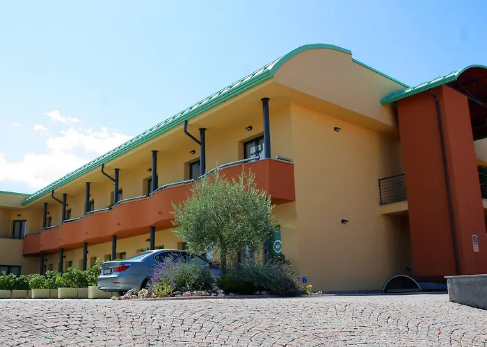 Hotell Luna Maggiore Arona 4*