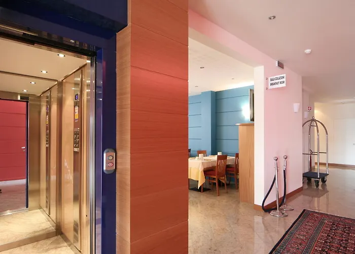 Hotell Luna Maggiore Arona 4*