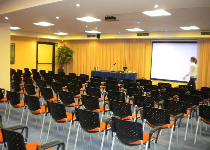 Hotell Luna Maggiore Arona Oleggio Castello